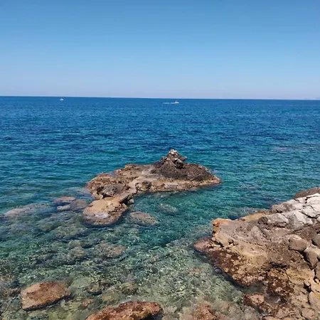 Alle Due Torri, Sulla Roccia A Picco Sul Mare * Altavilla Milicia