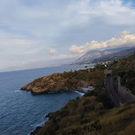 Alle Due Torri, Sulla Roccia A Picco Sul Mare Дом отдыха