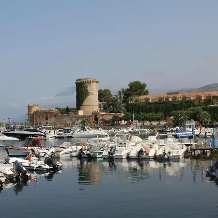 Дом отдыха Alle Due Torri, Sulla Roccia A Picco Sul Mare *