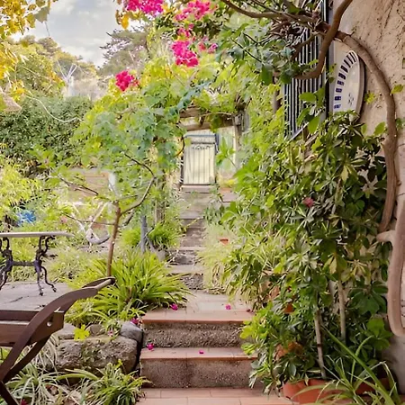 Alle Due Torri, Sulla Roccia A Picco Sul Mare بيت للعطل *