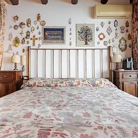 Alle Due Torri, Sulla Roccia A Picco Sul Mare ألتافيلا ميليتشا