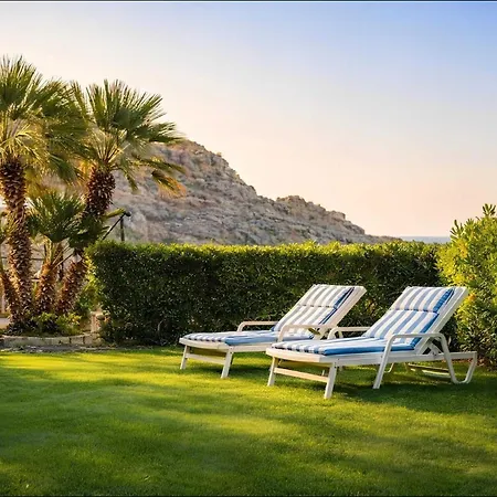 Alle Due Torri, Sulla Roccia A Picco Sul Mare Ferienhaus